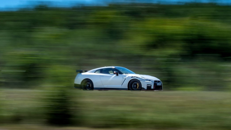 Πώς μπορείς να αλλάζεις αυτοκίνητο κάθε μέρα;