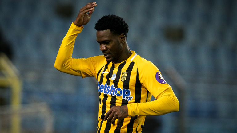 Ιντέγε: «Το ποδόσφαιρο με βοήθησε να ξεπεράσω πολλά προβλήματά μου»