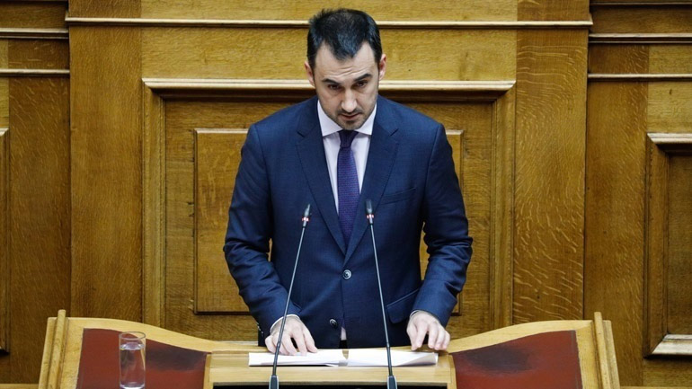 Χαρίτσης: Η κυβέρνηση αντιμετωπίζει μία κρίσιμη κατάσταση με όρους αυταρχισμού