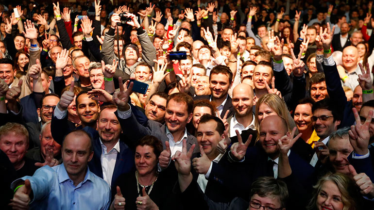 Σλοβακία: Ξεκάθαρη νίκη του αντιπολιτευόμενου κόμματος OLaNO στις βουλευτικές εκλογές