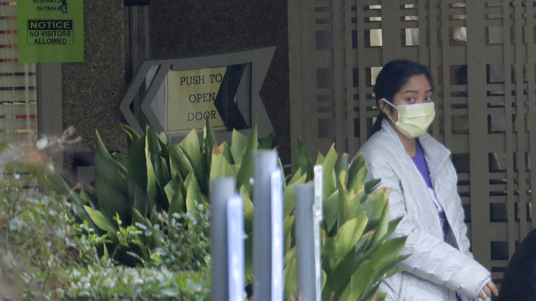 Covid-19: Στους έξι οι νεκροί στις ΗΠΑ