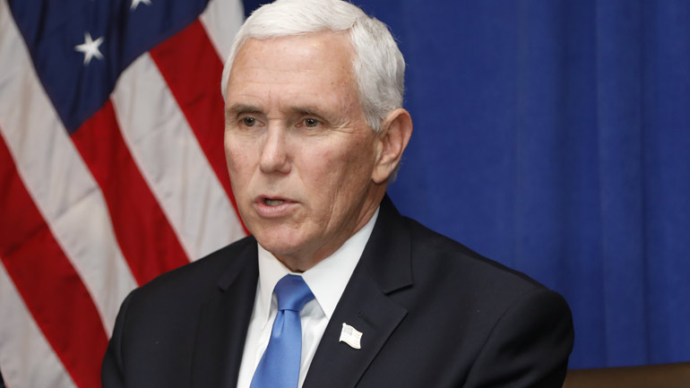 Πενς: Η χώρα είναι έτοιμη να αντιμετωπίσει την επιδημία