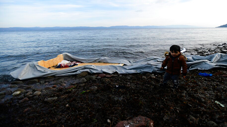 Αποχωρούν μαζικά από τη Λέσβο εργαζόμενοι σε ΜΚΟ