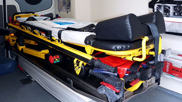 Κορωνοϊός: 32χρονος μεταφέρεται στο Νοσοκομείο Λάρισας με ύποπτα συμπτώματα