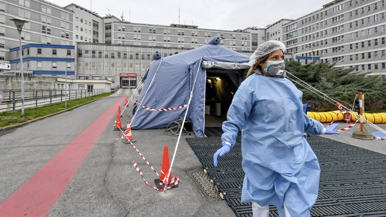 Covid-19: Νέα μέτρα ζητούν οι Ιταλοί επιστήμονες από την κυβέρνηση