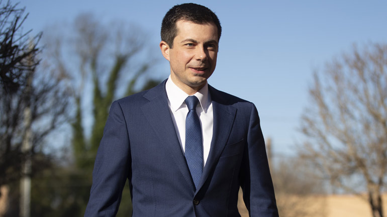 ΗΠΑ-Δημοκρατικοί: Ο Πιτ Μπούτιτζετζ τάχθηκε υπέρ του Τζο Μπάιντεν