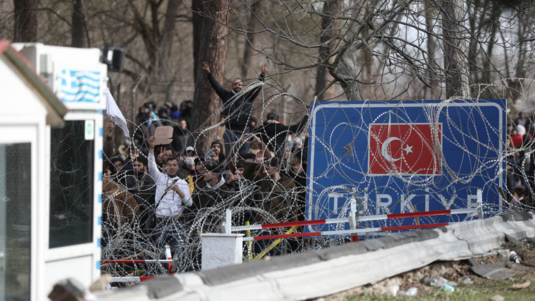 Από το πρωί της Τρίτης έχει αποτραπεί η είσοδος σε 1.500 άτομα στον Έβρο