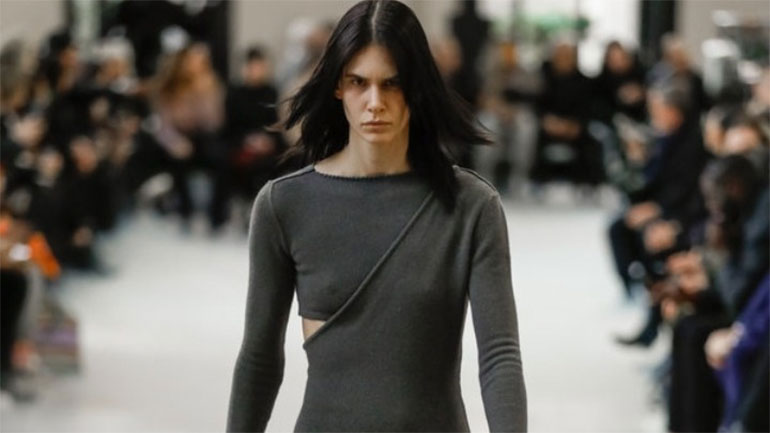 Από τον Γκάρι Νιούμαν και τους θεούς της ροκ η συλλoγή RTW 2020 του Ρικ Όουενς