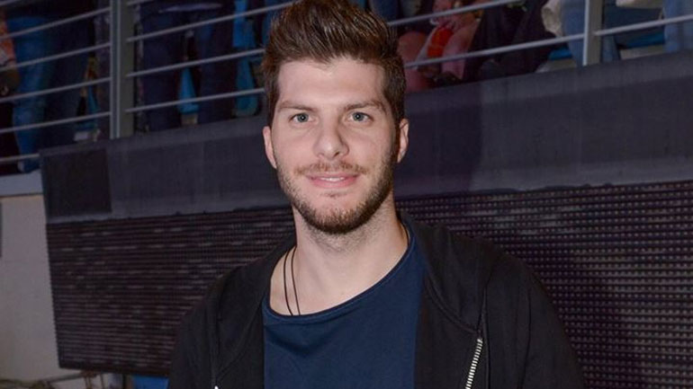 Το σχόλιο του Λούκα Γιώρκα για τη Στεφανία Λυμπερακάκη και το ελληνικό στοιχείο του «Supergirl»