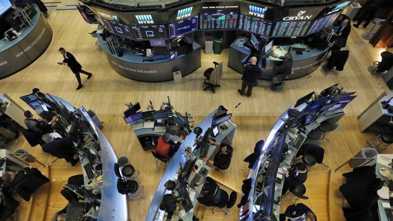 Κλείσιμο με πτώση στη Wall Street