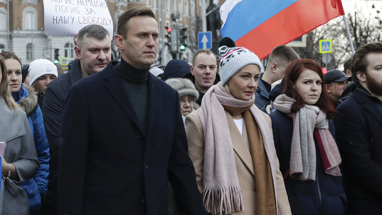 Το Κρεμλίνο μπλόκαρε τους τραπεζικούς λογαριασμούς του Ναβάλνι