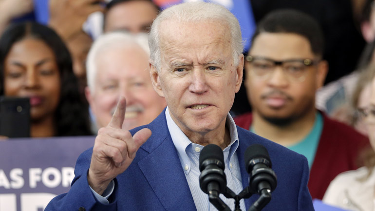 ΗΠΑ-Σούπερ Τρίτη: Ο Τζο Μπάιντεν επικρατεί σε Άρκανσο και Μινεσότα
