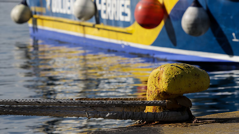 Προβλήματα στις ακτοπλοϊκές συγκοινωνίες λόγω ανέμων