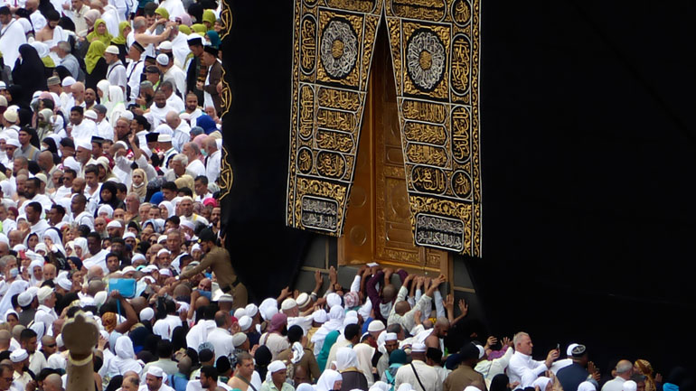 Σαουδική Αραβία: Αναστέλλεται προσωρινά το προσκύνημα στη Μέκκα και τη Μεδίνα εξαιτίας του κορωνοϊού