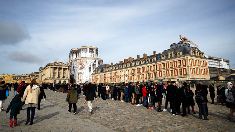 Η κυβέρνηση της Γαλλίας ανακοίνωσε ότι επιτάσσει τις προστατευτικές μάσκες