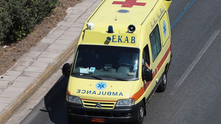 Θεσσαλονίκη: Νεκρός ηλικιωμένος σε τροχαίο – Το φορτηγό που οδηγούσε έπεσε σε κανάλι