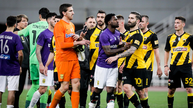 Έτσι άρχισαν τα επεισόδια στα αποδυτήρια του αγώνα ΑΕΚ-Άρης