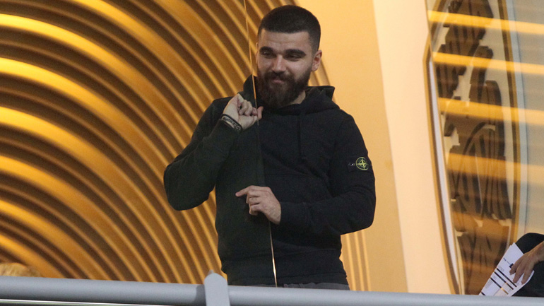 Γ. Σαββίδης: «Χάρτινο τσίρκο»