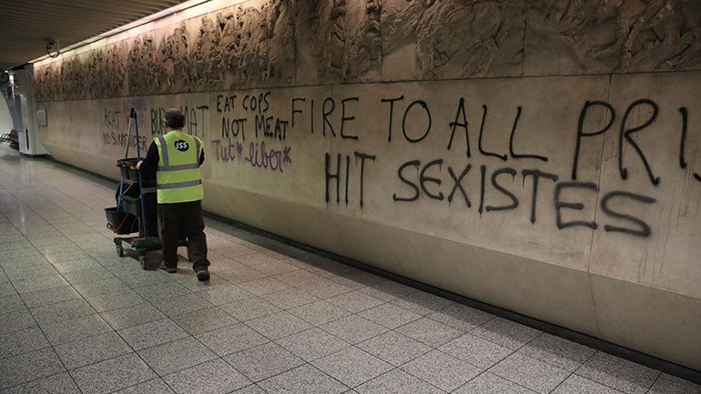 Προσαγωγές για την επίθεση στον σταθμό του μετρό Ακρόπολης