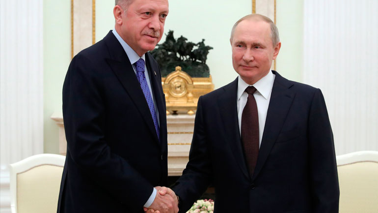 Σε εξέλιξη εδώ και τρεις ώρες οι συνομιλίες Πούτιν – Ερντογάν