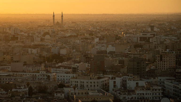 Λιβύη: Καμήλες απομακρύνονται μαζικά από την Τρίπολη, έπειτα από επίθεση εναντίον της πόλης
