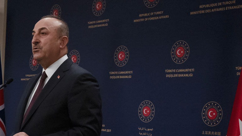 Νέες εμπρηστικές δηλώσεις Τσαβούσογλου: «Πυροβολείτε πρόσφυγες στα σύνορα»