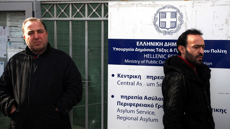 24ωρη απεργία προκήρυξαν τα σωματεία εργαζομένων συμβασιούχων της Υπηρεσίας Ασύλου