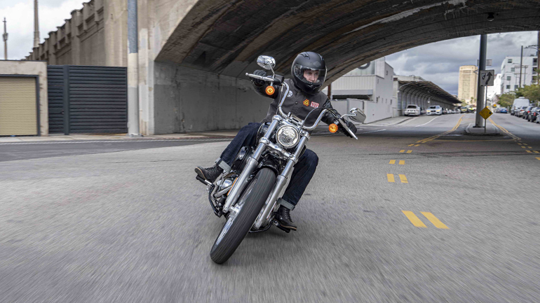 Harley-Davidson Softail Standard: Για cruising εμπειρία