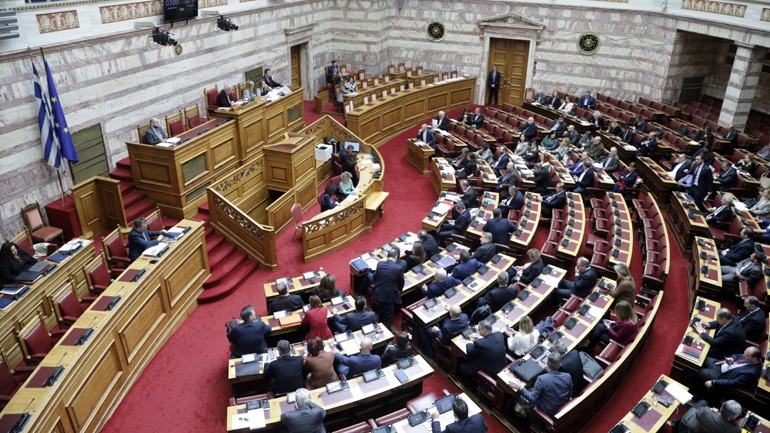 Βουλή: Υπερψηφίστηκε  το νομοσχέδιο για την στρατηγική αναπτυξιακή προοπτική των ΟΤΑ