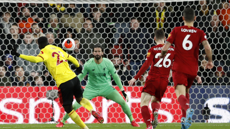 Πλήγμα στη Λίβερπουλ: Νοκ-άουτ ο Άλισον εν όψει της Ατλέτικο