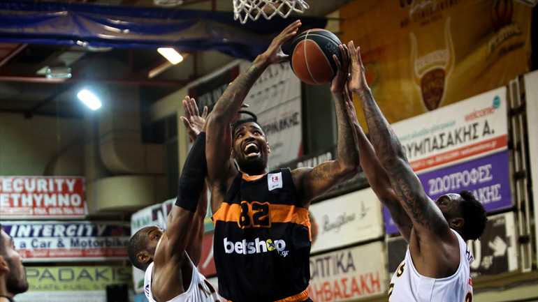 Μπάσκετ: Αναβλήθηκε λόγω του κορωνοϊού ο αγώνας Προμηθέας-Ρέθυμνο