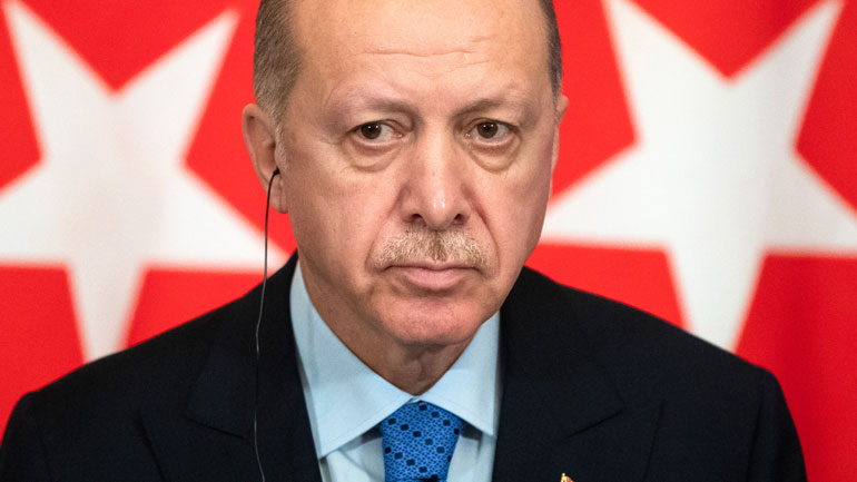 Επανεξέταση των ρυθμίσεων της συμφωνίας ΕΕ-Τουρκίας για το μεταναστευτικό ζήτησε από τη Μέρκελ ο Ερντογάν