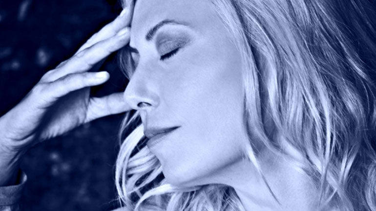 H Θεοδοσία Τσάτσου στο Half Note