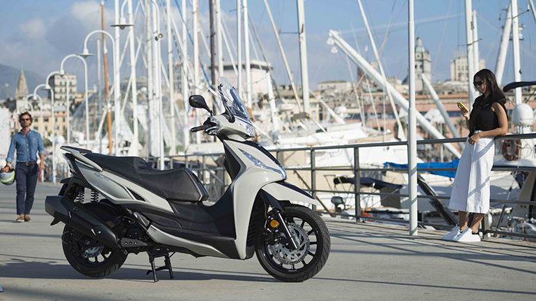 Kymco Agility 300i ABS: Όταν μετρούν τα κυβικά