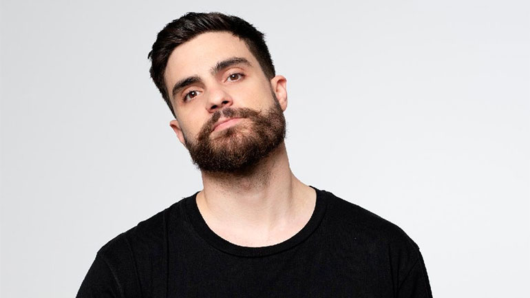 Ο Παναγιώτης Λάμπουρας για μια βραδιά στη μουσική σκηνή Σφίγγα