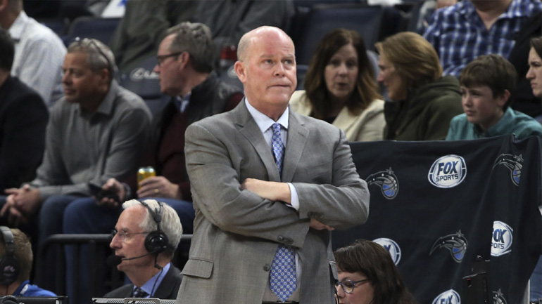 ΝΒΑ: Στο νοσοκομείο με αφυδάτωση ο προπονητής των Ορλάντο Μάτζικ