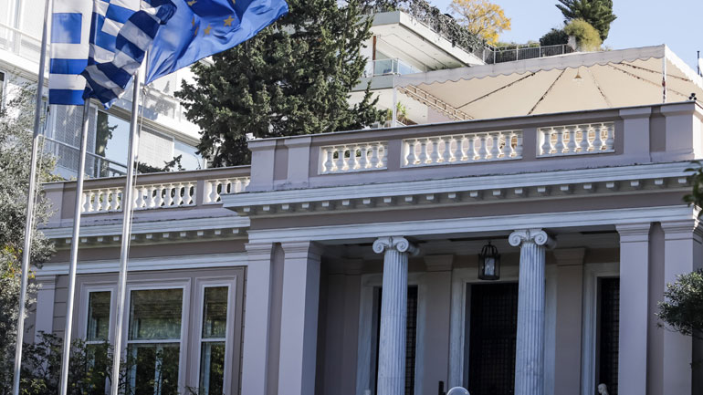 Διευρυμένη σύσκεψη στο Μέγαρο Μαξίμου για τον κορωνοϊό