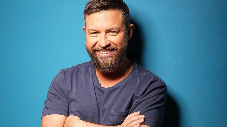 Γιάννης Βαρδής: Η τρυφερή φωτογραφία με τον γιο του, Αντώνη!