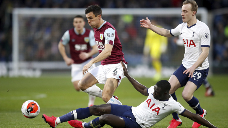 Αγγλία: Απομακρύνεται η τετράδα για την Τότεναμ, 1-1 με την Μπέρνλι