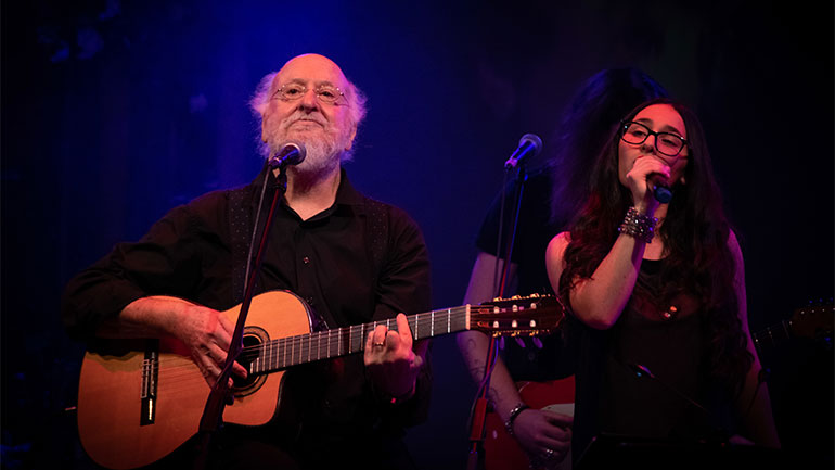 Ο Διονύσης Σαββόπουλος συνεχίζει στο Άλσος και τα Σάββατα του Μαρτίου