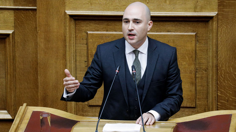 Μέλος της Κεντρικής Επιτροπής του ΣΥΡΙΖΑ κατέθεσε μήνυση κατά του Μπογδάνου