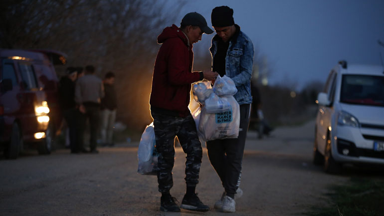 Χωρίς επεισόδια κύλησε το βράδυ του Σαββάτου στο τελωνείο των Καστανεών