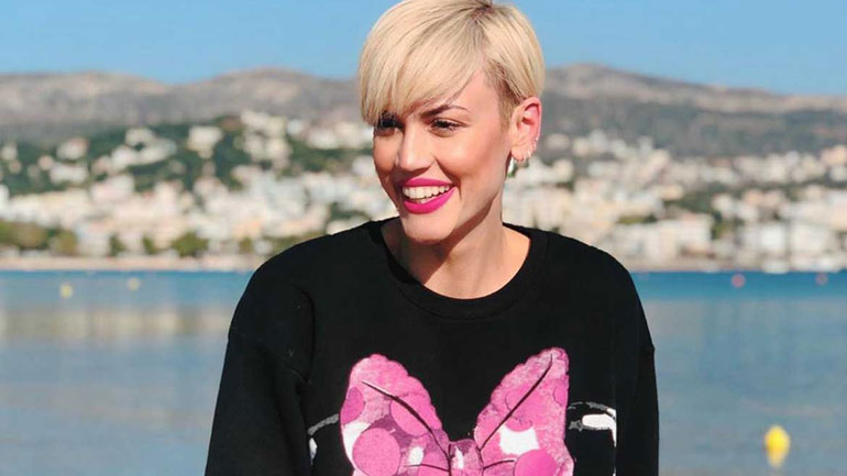 Βάσω Κολλιδά: «Μου έλεγαν ότι τώρα που θα κάνω τηλεόραση πρέπει να βάλω στήθος»