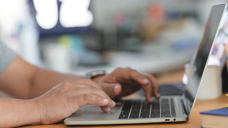 Εξαπλώνεται η παραπληροφόρηση για τον κορωνοϊό στο διαδίκτυο