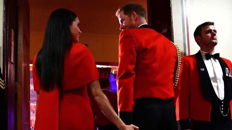 Harry & Meghan Markle: Το τρυφερό στιγμιότυπο που συνέλαβε ο φακός στο Royal Albert Hall