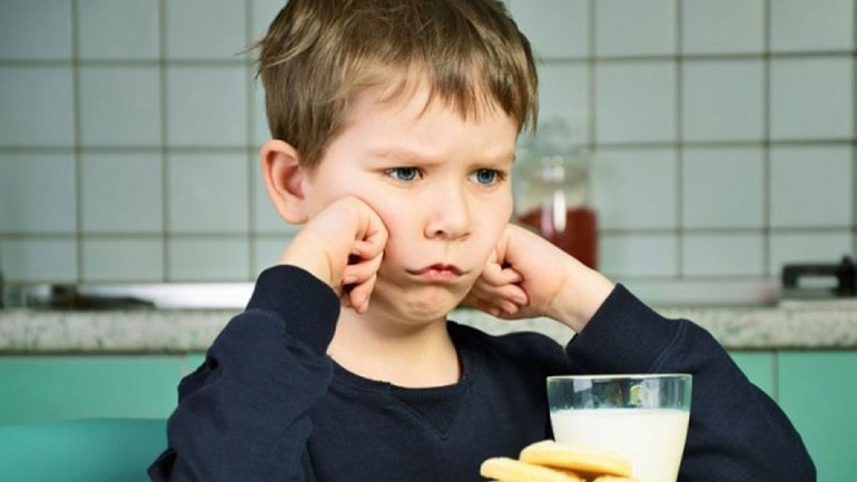 Πώς θα καταλάβετε ότι το παιδί σας έχει αλλεργία στο γάλα;