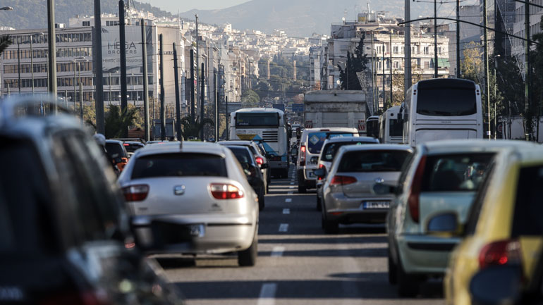 Αναστέλλονται όλες οι εξετάσεις διπλωμάτων οδήγησης λόγω κορωνοϊού