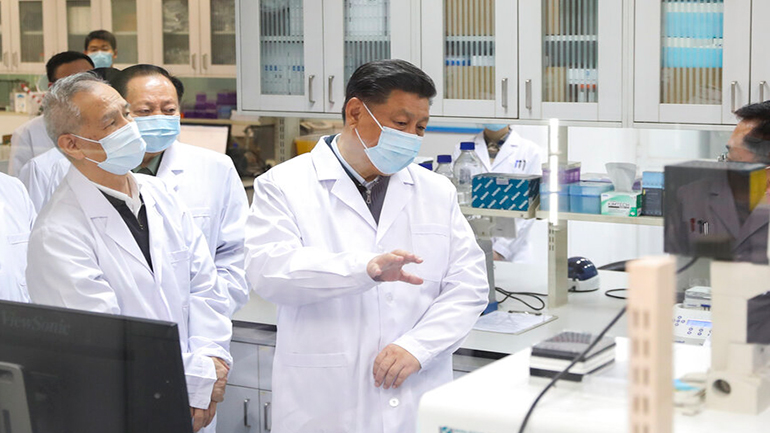 Ο πρόεδρος της Κίνας Σι Τζινπίνγκ επισκέπτεται την Ουχάν