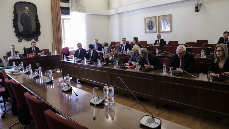 Υπόθεση Novartis: Στην προκαταρκτική επιτροπή το υπόμνημα Μιωνή