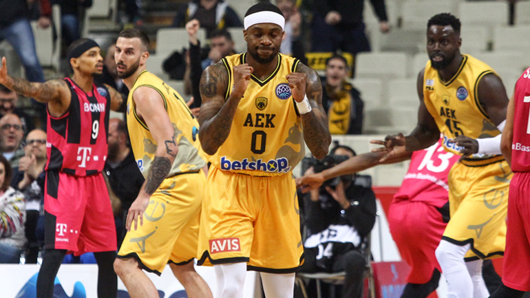 Κεκλεισμένων των θυρών το Βόννη – ΑΕΚ